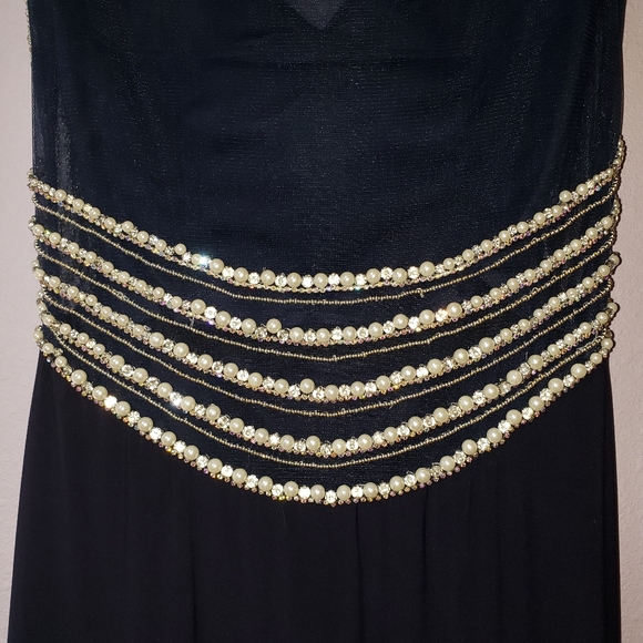 Simple Elegant Navy Blue Caché Floor Length Dress - Picture 4 of 8